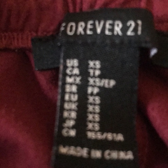 Burgundy velvet forever 21 shorts - Picture 3 of 3
